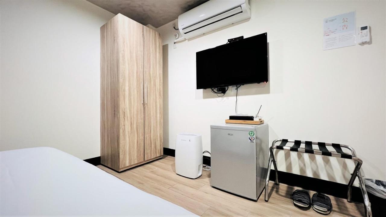 Shining House Tainan Exterior foto